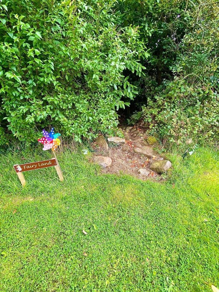 Quiet Farm Cottage Enniskillen Fermanagh מראה חיצוני תמונה
